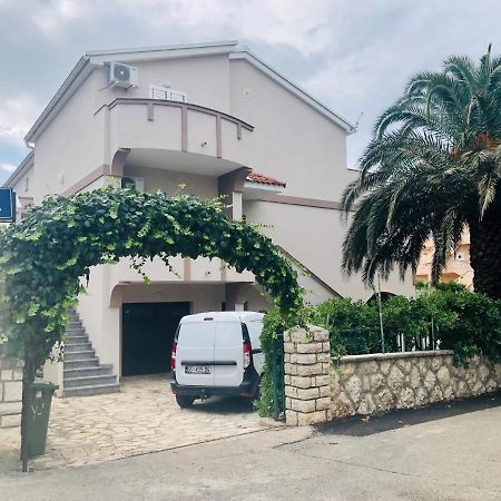 Apartments Palma Novalja Luaran gambar