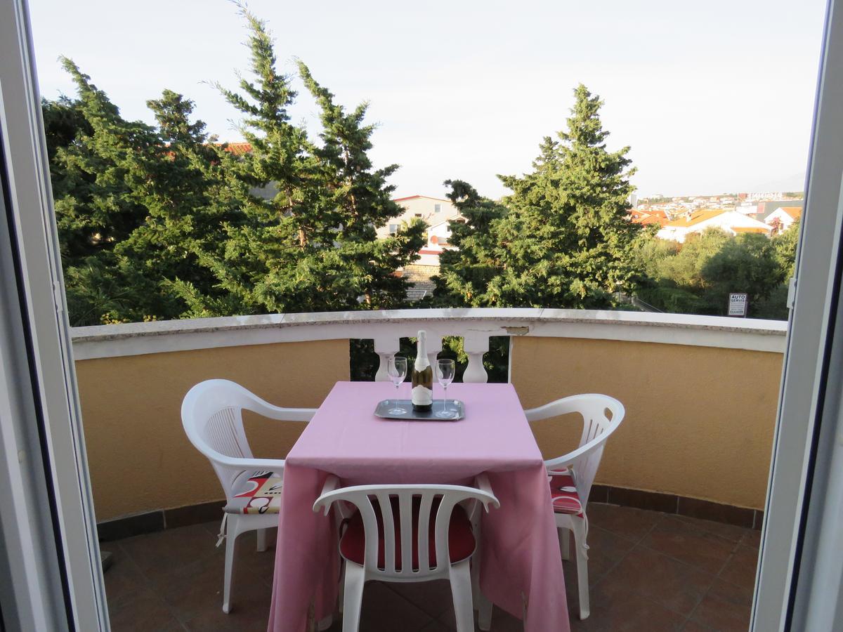 Apartments Palma Novalja Luaran gambar