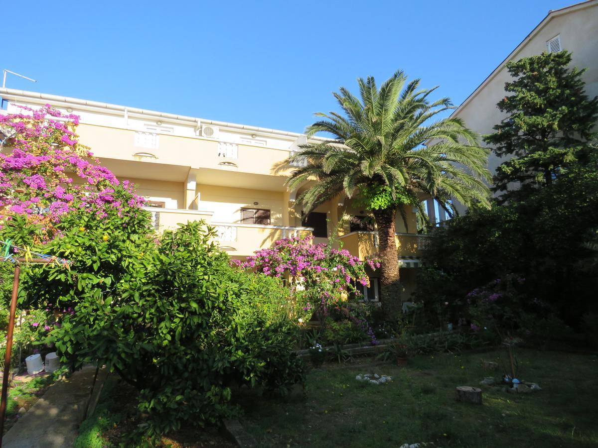 Apartments Palma Novalja Luaran gambar