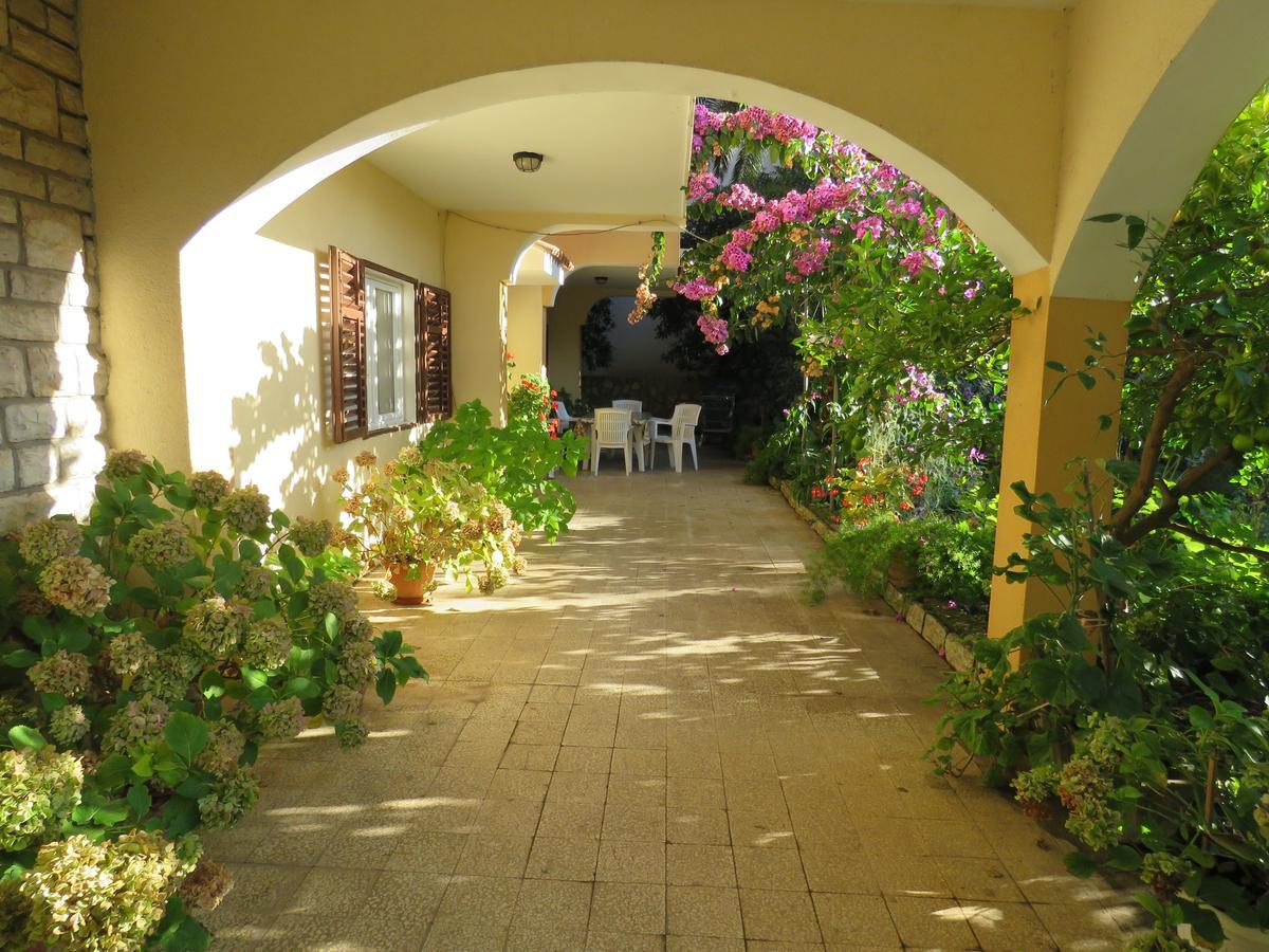 Apartments Palma Novalja Luaran gambar