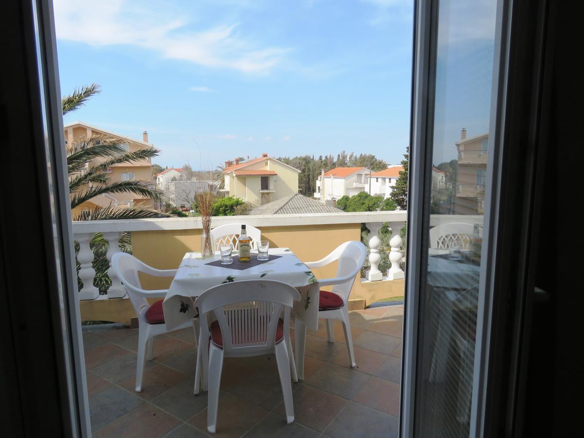 Apartments Palma Novalja Luaran gambar