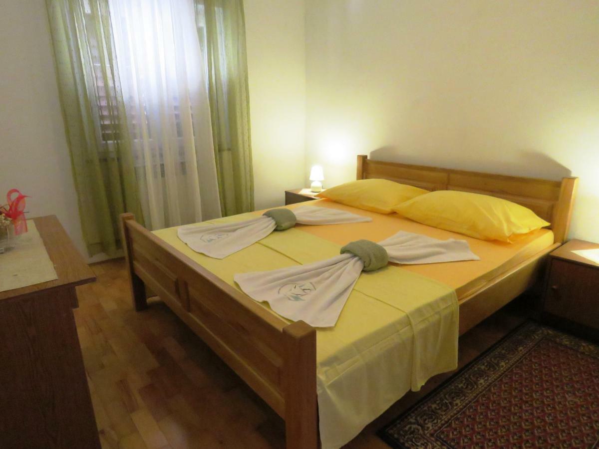 Apartments Palma Novalja Luaran gambar